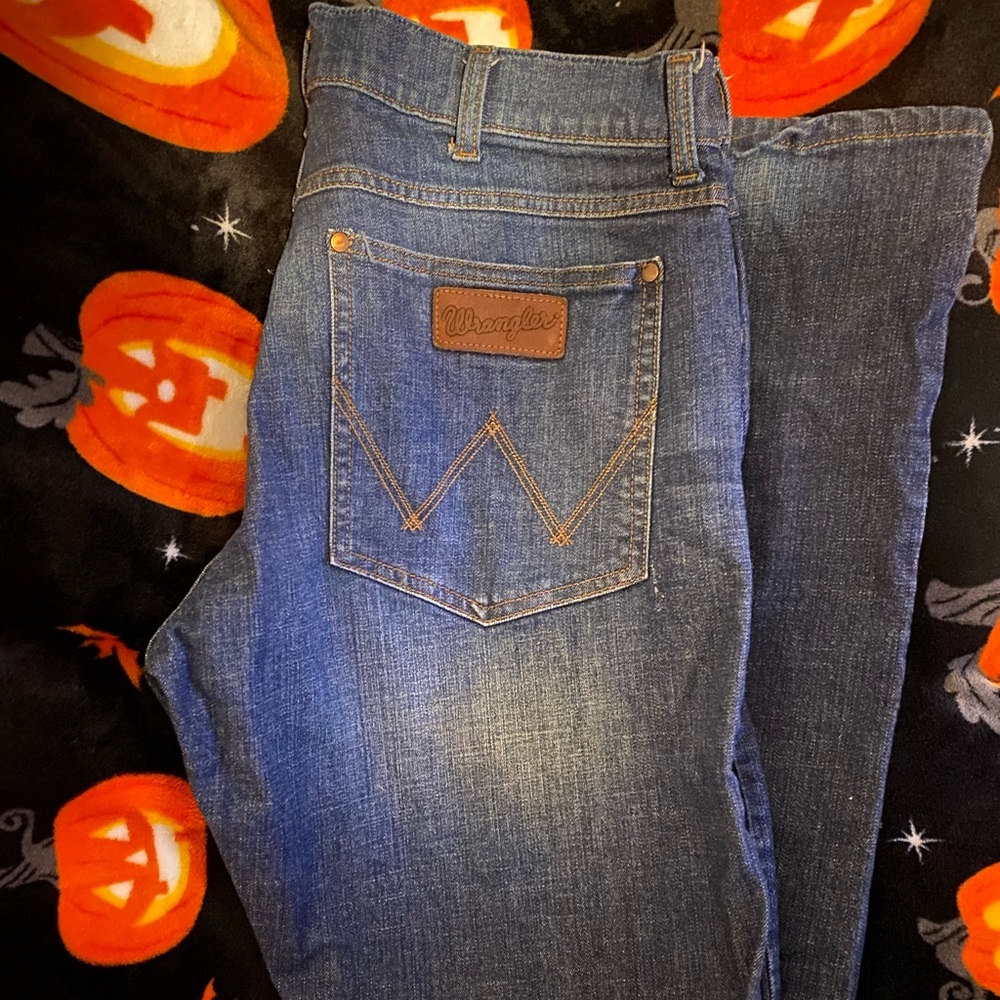 Wrangler Retro Slim Boot jeans!